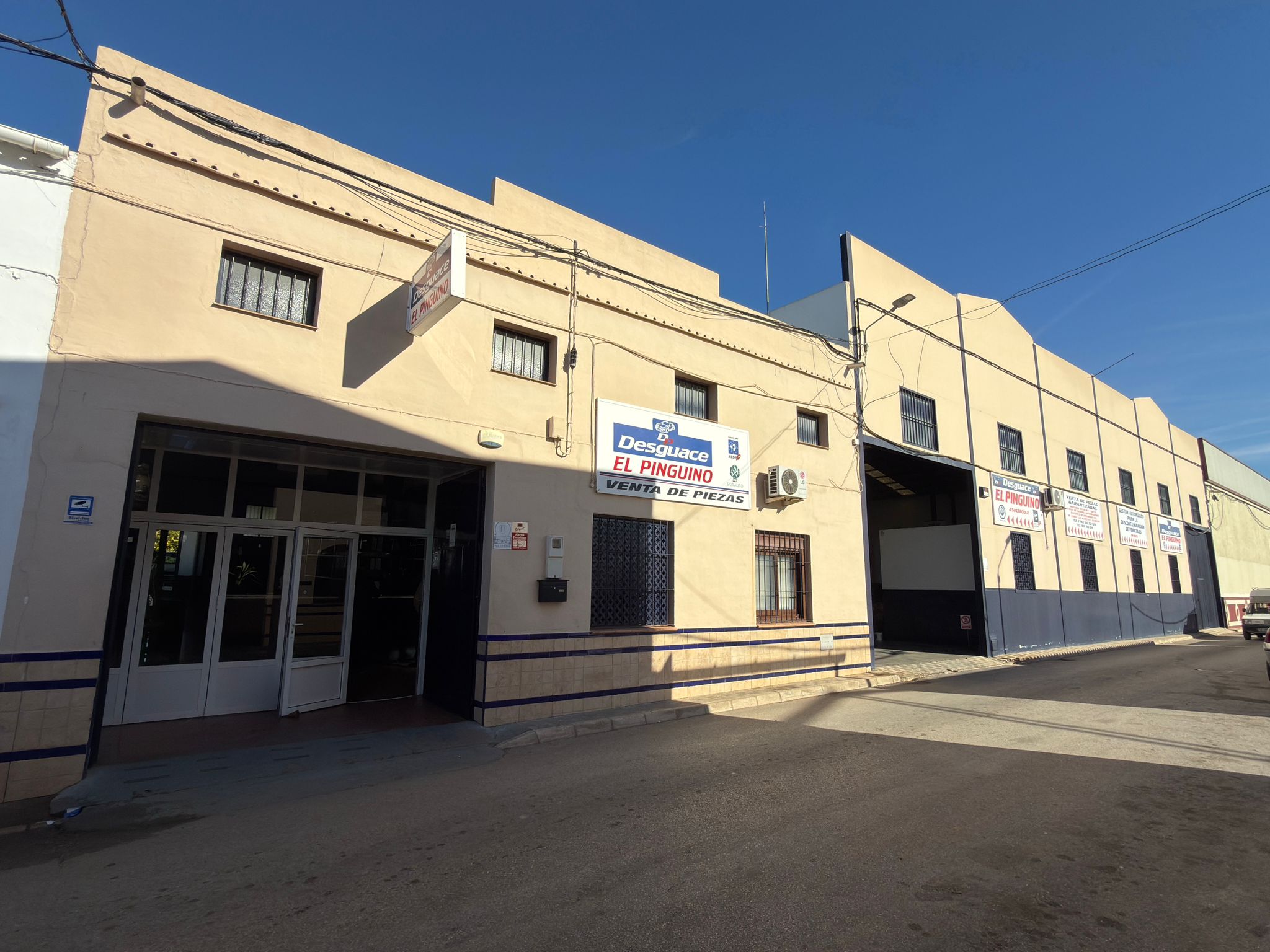 DESGUACE PINGUINO, SL